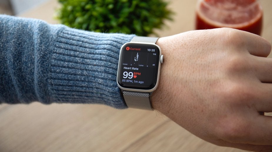 Apple Watch ma mieć pomiary niedostępne dla innych zegarków. Szalony plan się uda?