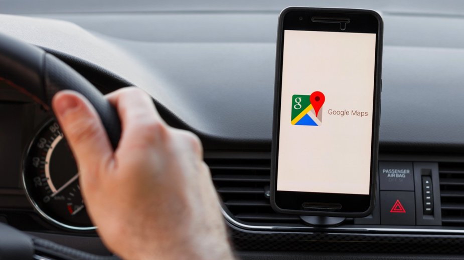 Błąd w Google Maps sparaliżował miliony samochodów w Niemczech. Chaos w całym kraju