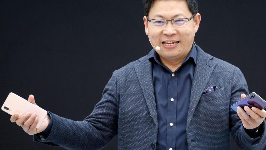 Huawei twierdzi, że jego składany smartfon będzie mógł zastąpić PC
