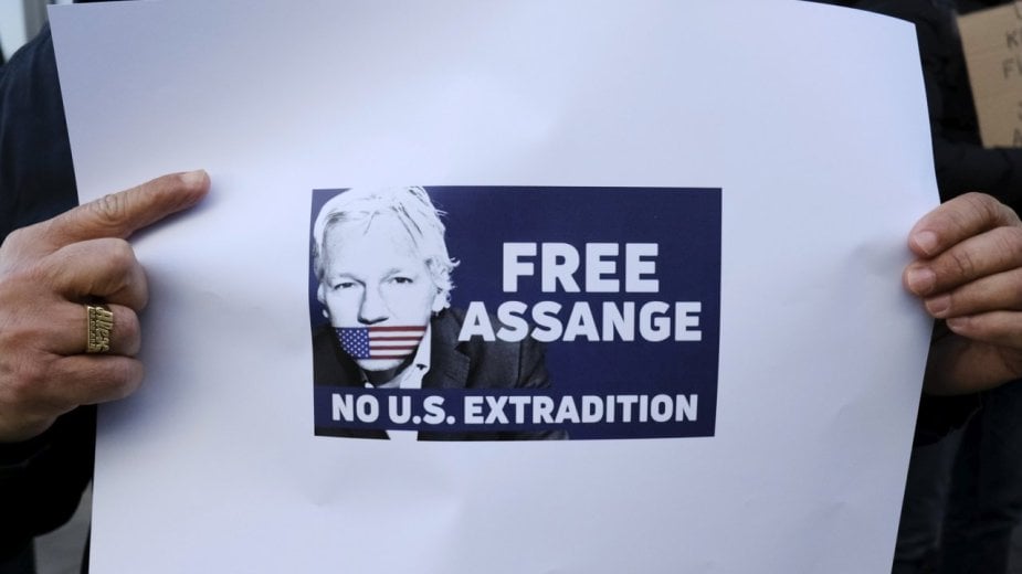  Julian Assange zwolniony z więzienia. Założyciel Wikileaks wraca do domu