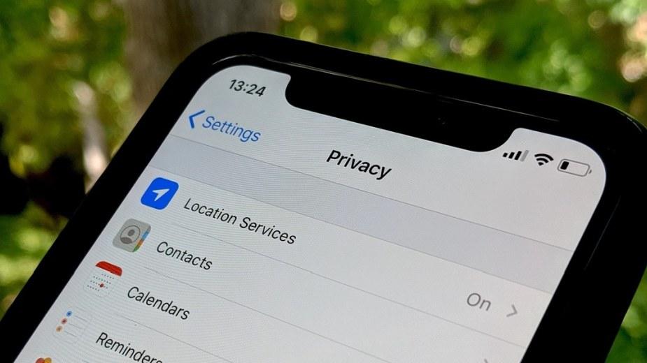 Kontrola prywatności w iOS 13 ograniczyła wypływ danych do rekamodawców