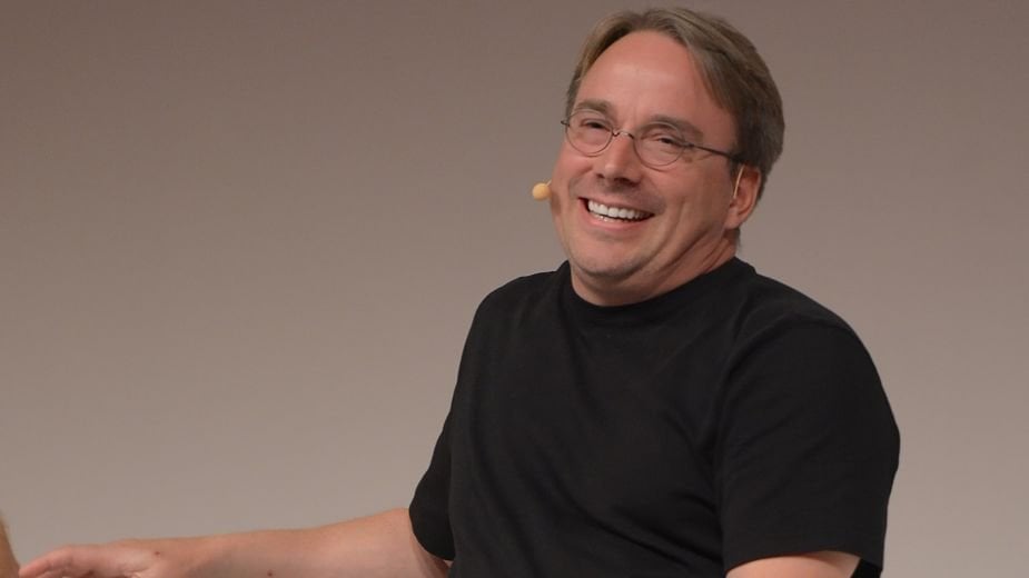 Linus Torvalds nagle zmienił zdanie. Teraz uwielbia Rust i chce go w jądrze Linuxa