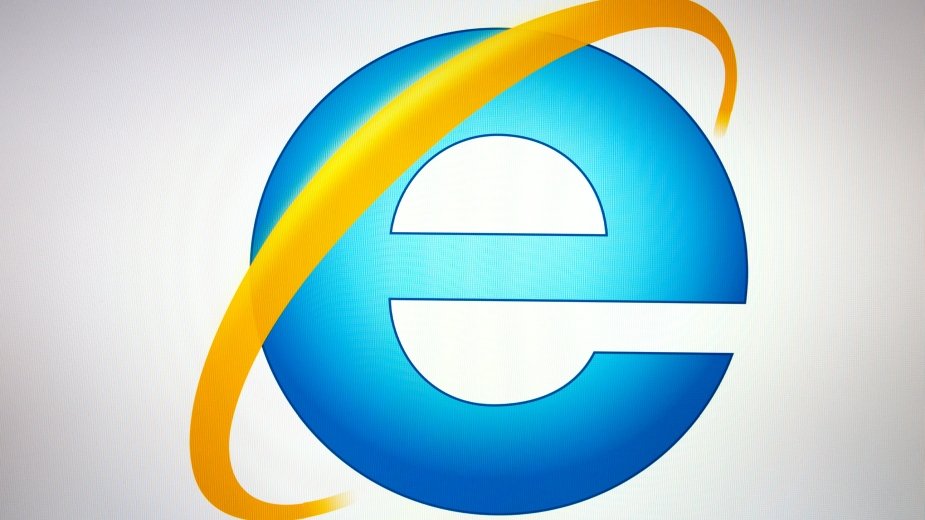Microsoft jutro dobije konającego Internet Explorera. Przeglądarka wciąż jest popularna w firmach
