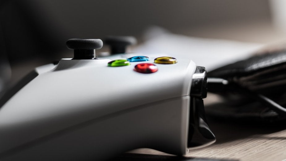 Microsoft przygotowuje nowy kontroler do Xboxa, który umie "zmieniać kolor"