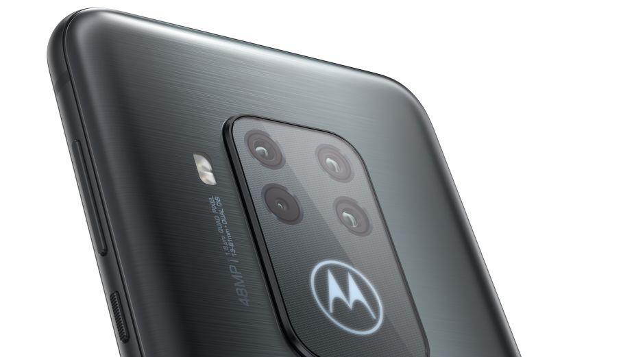 Motorola One Zoom z wysokimi aspiracjami fotograficznymi