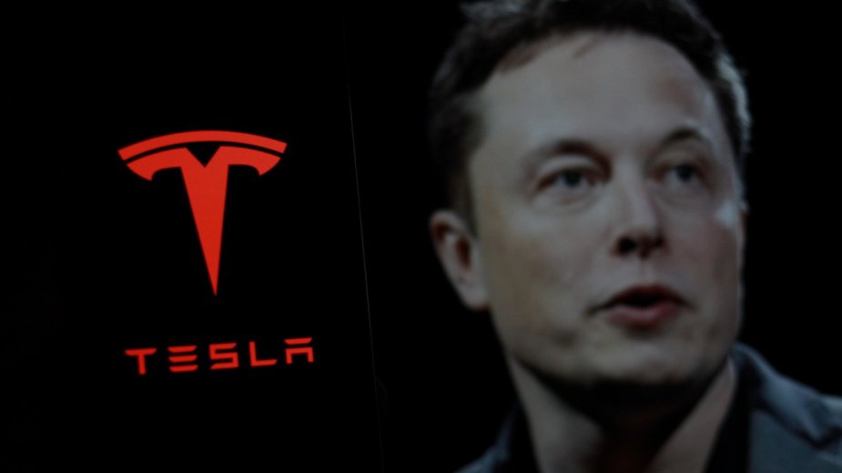 Musk chce poluzować standardy bezpieczeństwa. Lobbuje samochody bez kierowców
