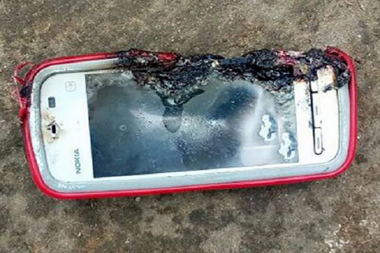 Nokia 5233 wybuchła podczas rozmowy zabijając nastolatkę