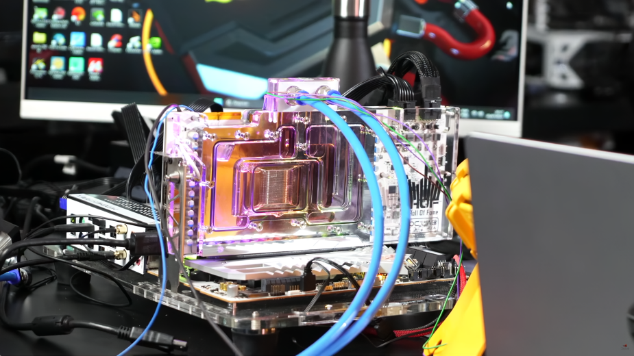 Powstała nieoficjalna karta graficzna GeForce RTX 4090 SUPER. Przynosi spory wzrost wydajności