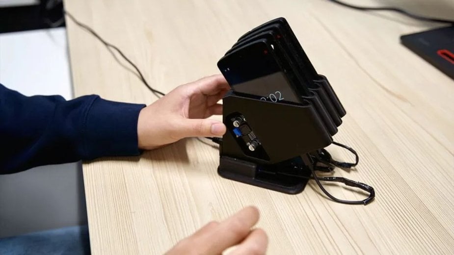 Centra danych budowane z elektrośmieci to rewolucja. Tak powinno się to robić