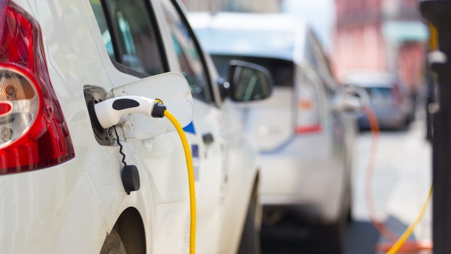 Elektryki w końcu mają sens? Zasięg 200 km po 5 minutach ładowania