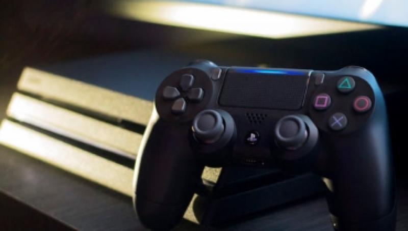 Sony planowało PS4 Pro od samego początku. Firma nie widzi rywala w marce Xbox - obawia się PC-tów