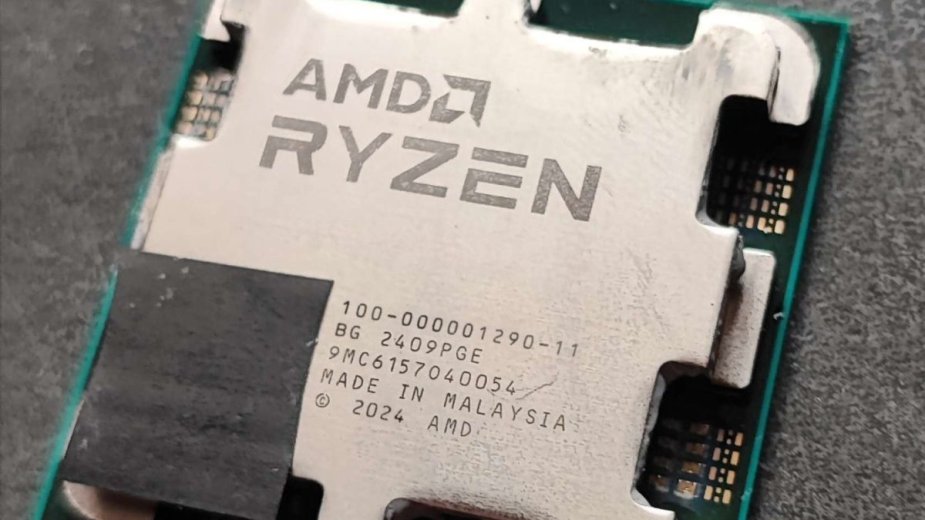 Stacjonarny procesor AMD Granite Ridge (Zen 5) uchwycony na zdjęciu