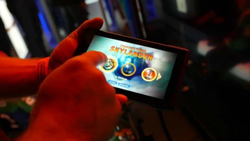 Switch to także dotykowy tablet choć Nintendo się tego wstydzi
