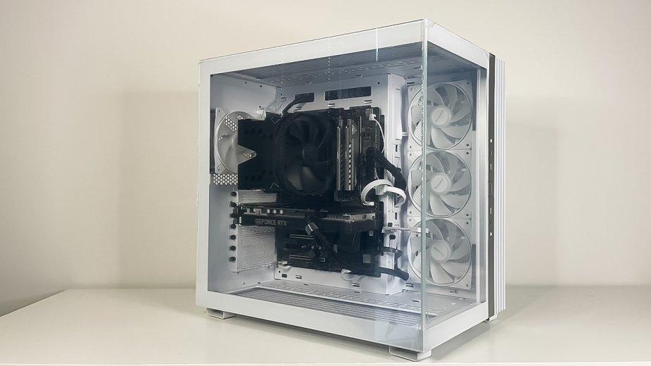 Test be quiet! Light Base 600 LX. Obróć, a stanie się jeszcze ciekawiej