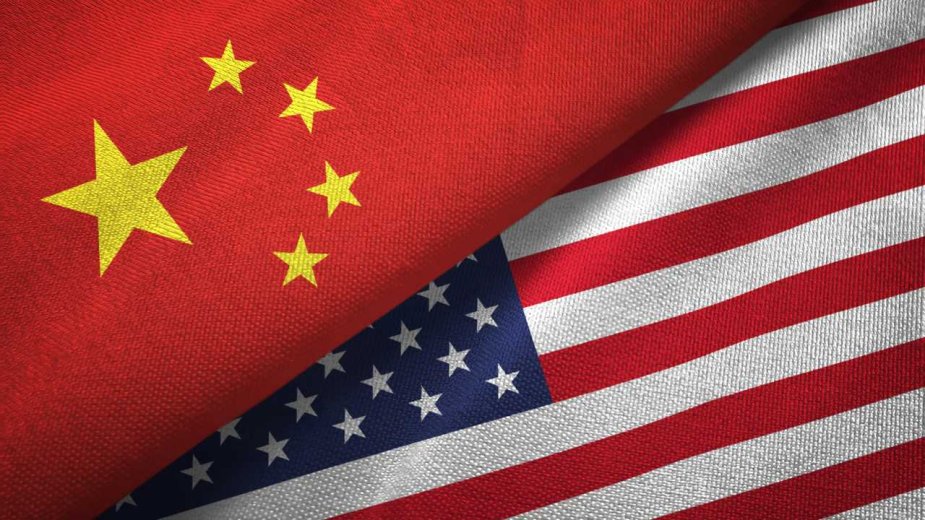 USA chce drakońskich kar za chińską AI. Nawet 20 lat więzienia i 1 mln $ grzywny za DeepSeek