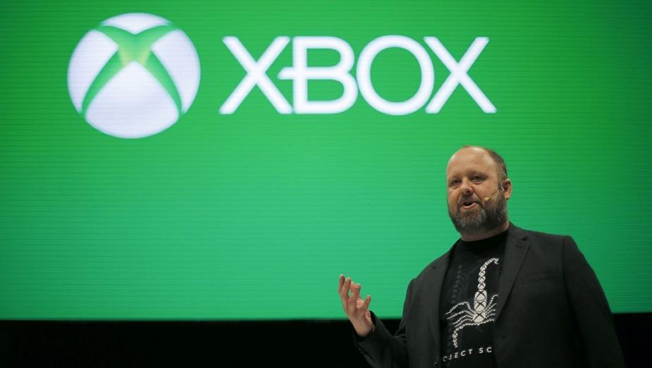 Xbox One sprzedaje się gorzej od PlayStation 4, ale ma hardcorowych graczy