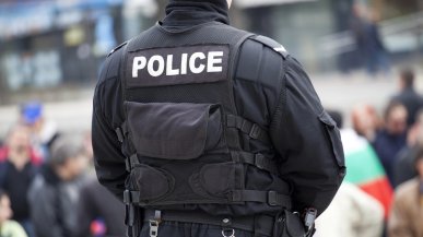 AI pomyliło opakowanie po chipsach z bronią i wezwało policję do szkoły