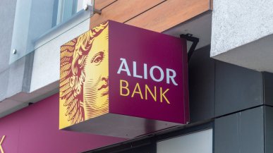 W Alior Bank zapłacisz... pierścionkiem