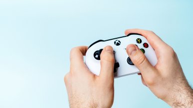 Google odkrył, że pady mają analogi. Android 17 skorzysta