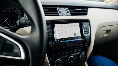 Android Auto dostanie świetne funkcje. Oto one