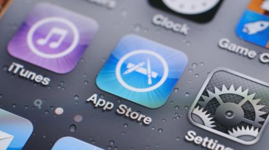 Apple umożliwi sideloading w Europie, dzieląc App Store na dwie części