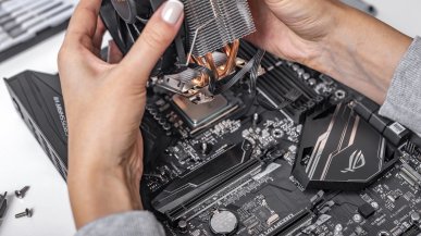 ASUS znów pod ostrzałem. Użytkownik twierdzi, że firma odmówiła naprawy płyty głównej