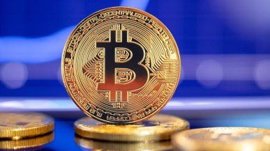 Bitcoin z historycznym wynikiem. Wartość po raz pierwszy przekroczyła 100 tys. dolarów