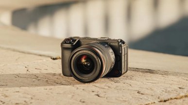 Canon prezentuje aparat EOS R6 V i obiektyw z napędem Power Zoom