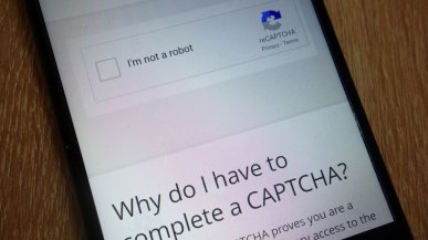 CAPTCHA od Google to bezużyteczny spyware. Eksperci alarmują - zbiera dane zamiast blokować boty!