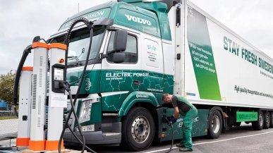 Czy akumulator Li-Ion w e-ciężarówce wytrzyma pół miliona km? Volvo ma na to odpowiedź