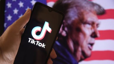 Trump znów gra TikTokiem. Prezydent USA będzie czekał na kupca platformy tyle ile trzeba