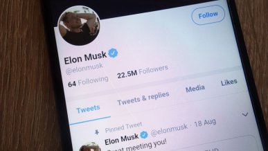 Elon Musk rozważa obniżenie oferty za Twittera i odpowiada CEO firmy... kupą