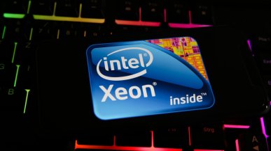 Flagowy Intel Xeon W9-3495 Sapphire Rapids HEDT zaoferuje 56 rdzeni i 112 wątków