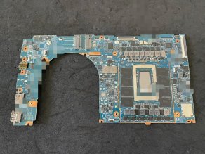 128 GB RAM i wydajność jak RTX 5070. Procesor NVIDIA do laptopów robi wrażenie
