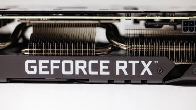 Czarne ekrany i milczące komputery. Co tak naprawdę dzieje się z RTX 5060?
