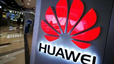 Huawei zaczęło wyświetlać reklamy na ekranie blokady swoich smartfonów