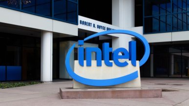 Intel zapowiada rozpoczęcie masowej produkcji w 1 nm w 2027 roku