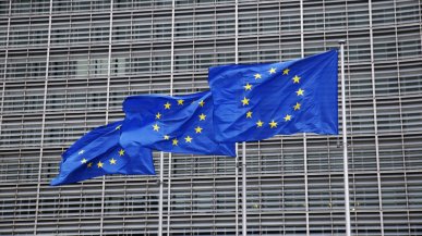 Unia Europejska wymusi światłowód w każdym domu 
