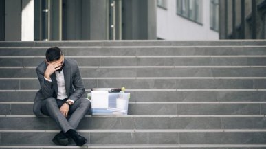 Masowe zwolnienia przez sztuczną inteligencję. Zastępują ludzi i już się z tym nie kryją