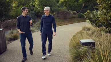 Nowy szef Apple przyniesie nowe produkty. Dotykowy MacBook i składany iPhone to początek