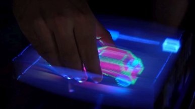 Pierwszy hologram, który możesz naprawdę dotknąć - naukowcy właśnie to osiągnęli