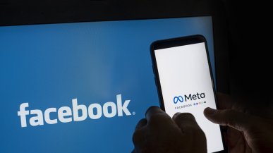 Poglądy polityczne i orientacja seksualna znikają z profili na Facebooku