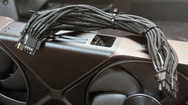 Pojawił się pierwszy wiarygodny przypadek spalonego kabla zasilającego w GeForce RTX 5090