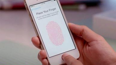 Policja odblokowuje smartfony iPhone palcami zmarłych. Co z Face ID?
