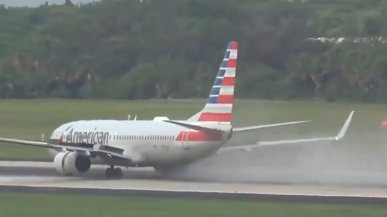 Pożar laptopa spowodował ewakuację samolotu American Airlines