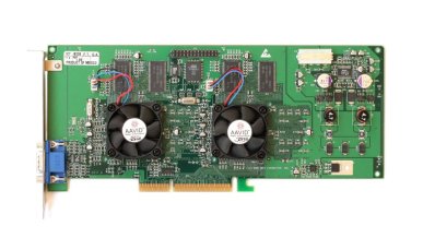 ReactOS ze wsparciem Voodoo5 od 3dfx. Otwarta alternatywa dla Windowsa stawia na retro