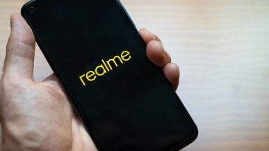 realme GT 6 otrzymuje aktualizację z funkcjami bazującymi na sztucznej inteligencji