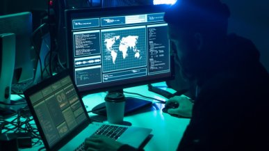 Mają być biegli w Pythonie i w Rosyjskim. Technologiczna rewolucja w wywiadzie