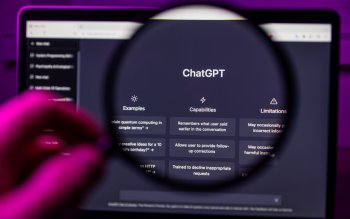 Samsung zakazuje ChatGPT. Pracownicy przesłali wrażliwy kod źródłowy