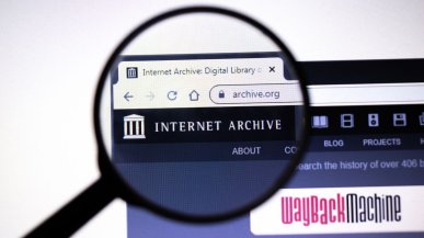 Seria ataków DDoS paraliżuje Internet Archive – problemy po wycieku danych